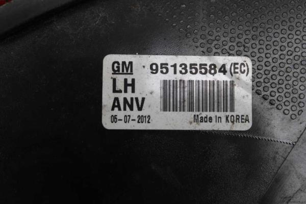 FEU ARRIERE GAUCHE CHEVROLET - Vue 3